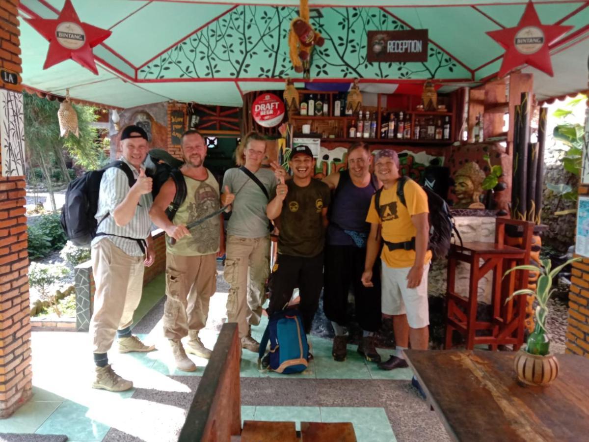 Lucky Bamboo'Bungalows-Resto And Orangutan Jungle Trekking Tours Bukit Lawang Eksteriør billede